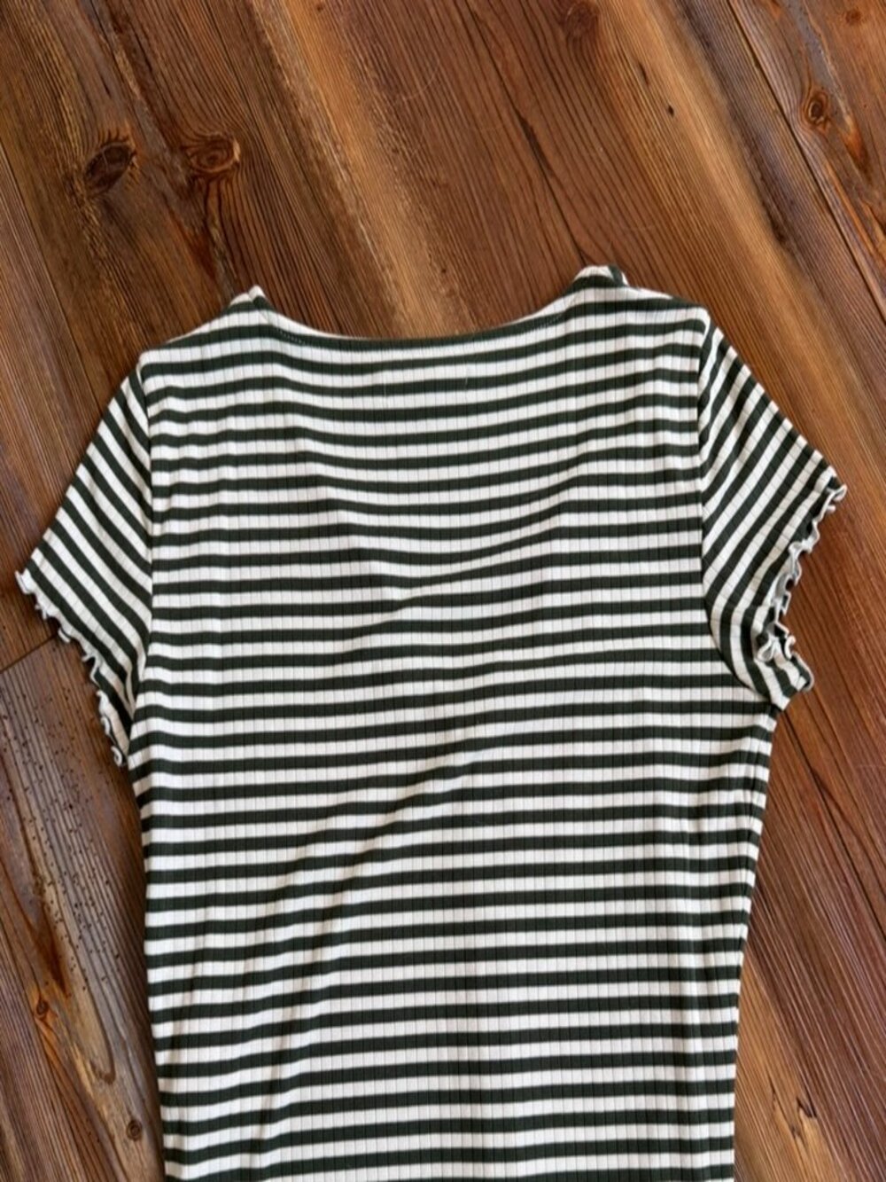 Madewell Button-Front V-Neck Tee Striped Olive Cream Ribbed Size S - Picture 9 of 13